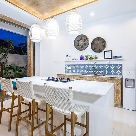 Ambermoon Villa 2 Seminyak Kültér fotó