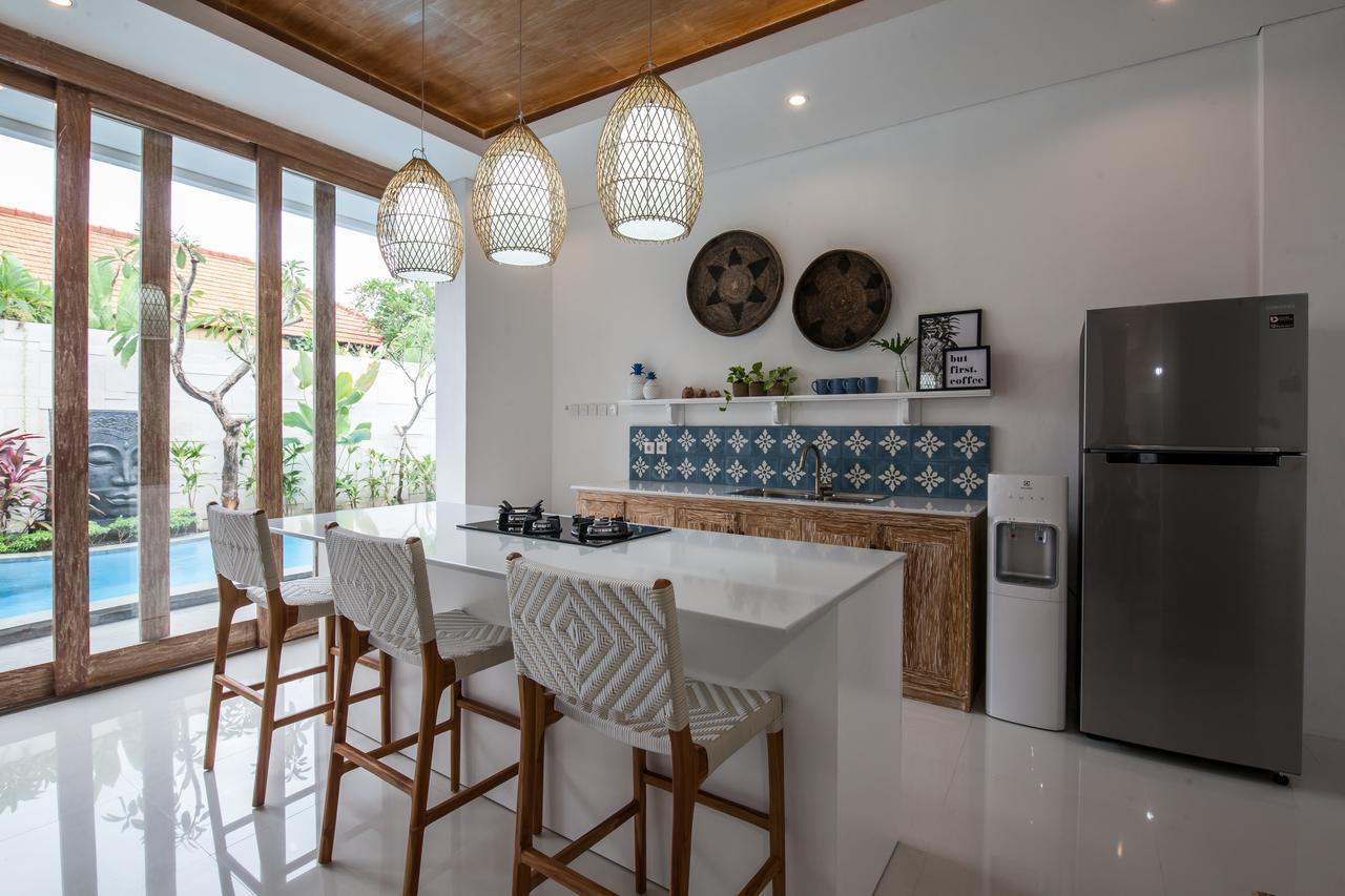 Ambermoon Villa 2 Seminyak Kültér fotó